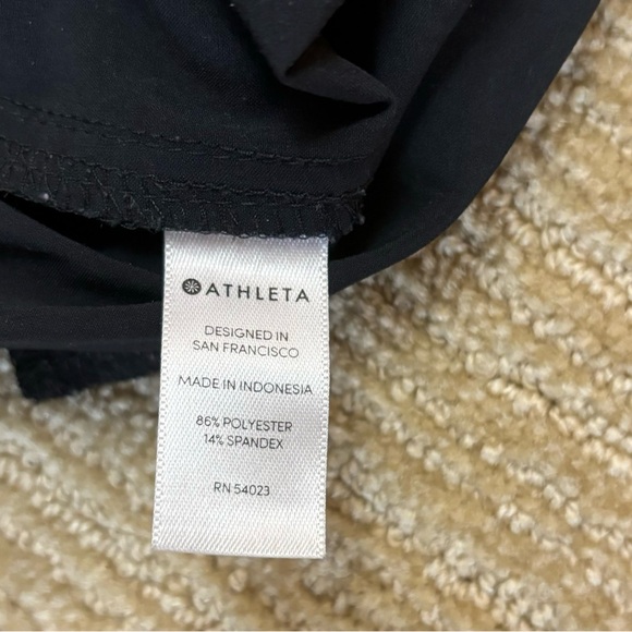 ATHLETA lightweight utility pant. Size 2p. Dark charcoal grey. - Picture 5 of 10